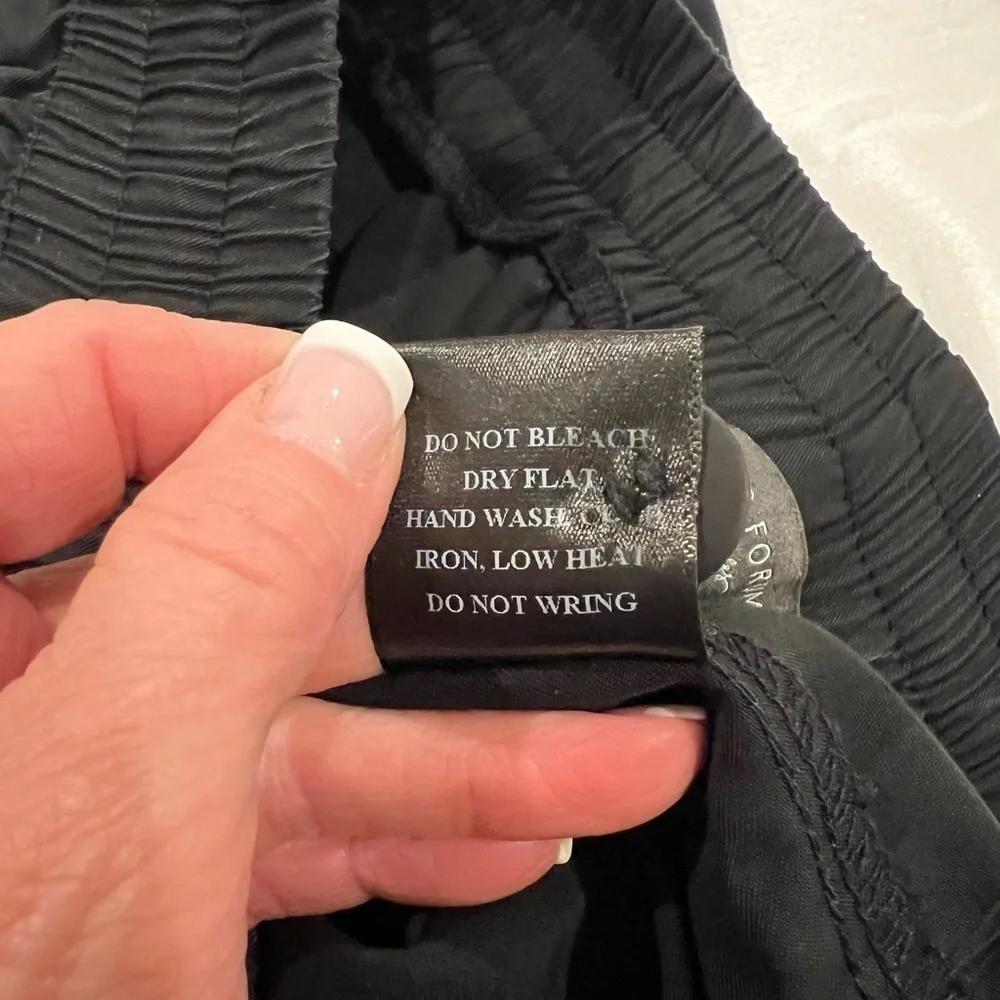 DRESS FORUM BLACK CARGO PANTS SIZE S - Picture 7 of 9